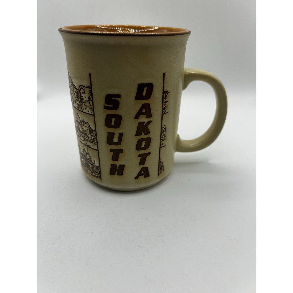 Vintage South Dakota Mug Coyote State Souvenir Coffee Cup Brown Tan Retro Travel
